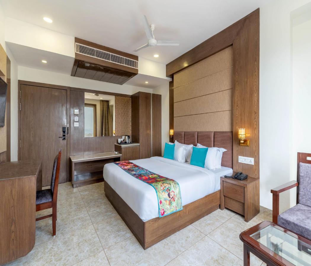 Hotel Pandora Grand, Udaipur- Nestled In Nature Wrapped In Luxury Екстериор снимка