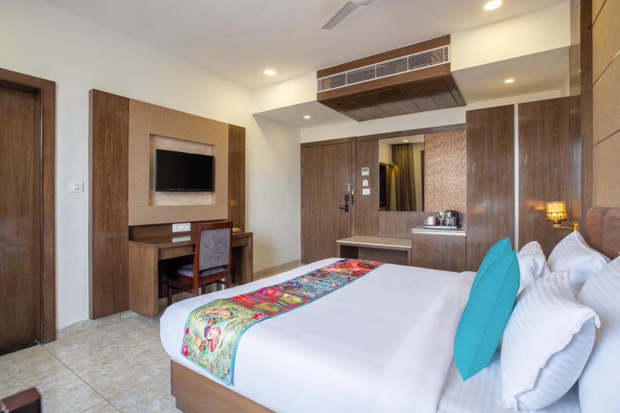 Hotel Pandora Grand, Udaipur- Nestled In Nature Wrapped In Luxury Екстериор снимка