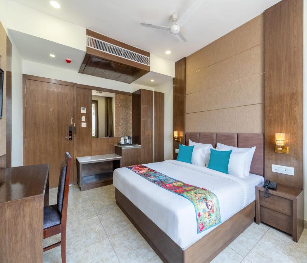 Hotel Pandora Grand, Udaipur- Nestled In Nature Wrapped In Luxury Екстериор снимка