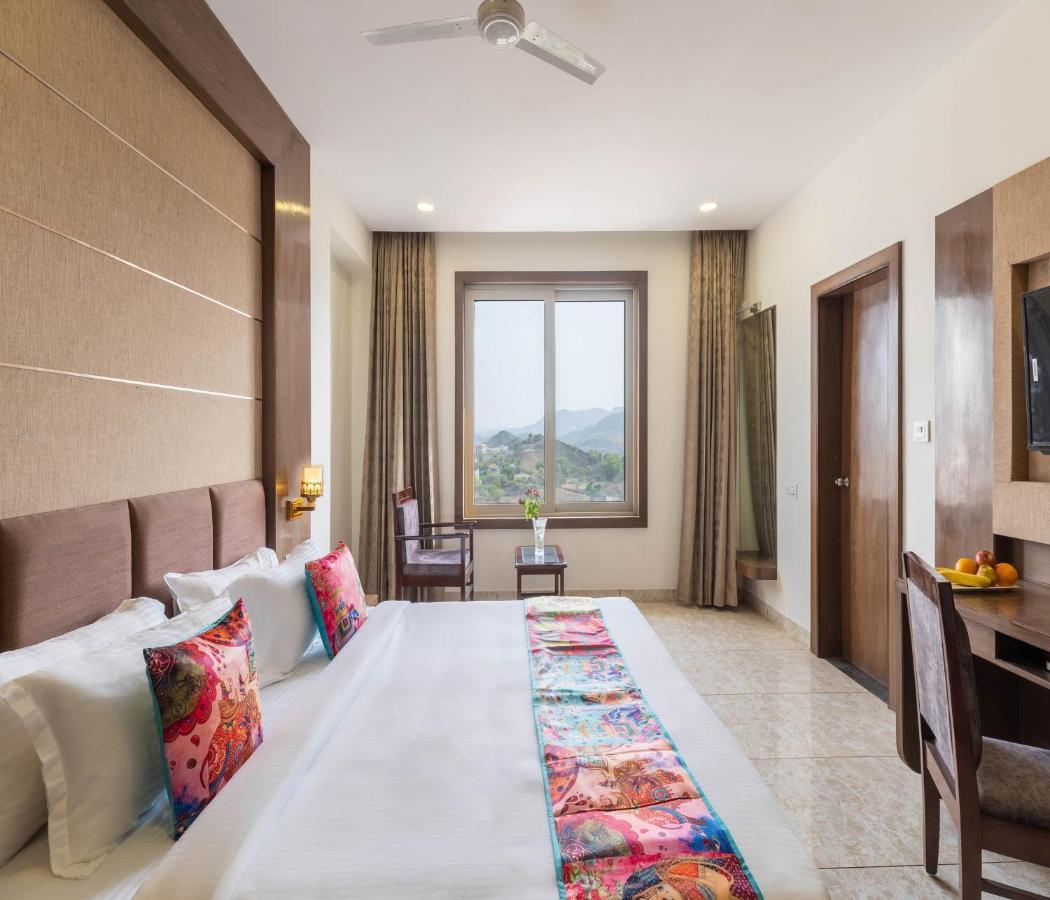 Hotel Pandora Grand, Udaipur- Nestled In Nature Wrapped In Luxury Екстериор снимка
