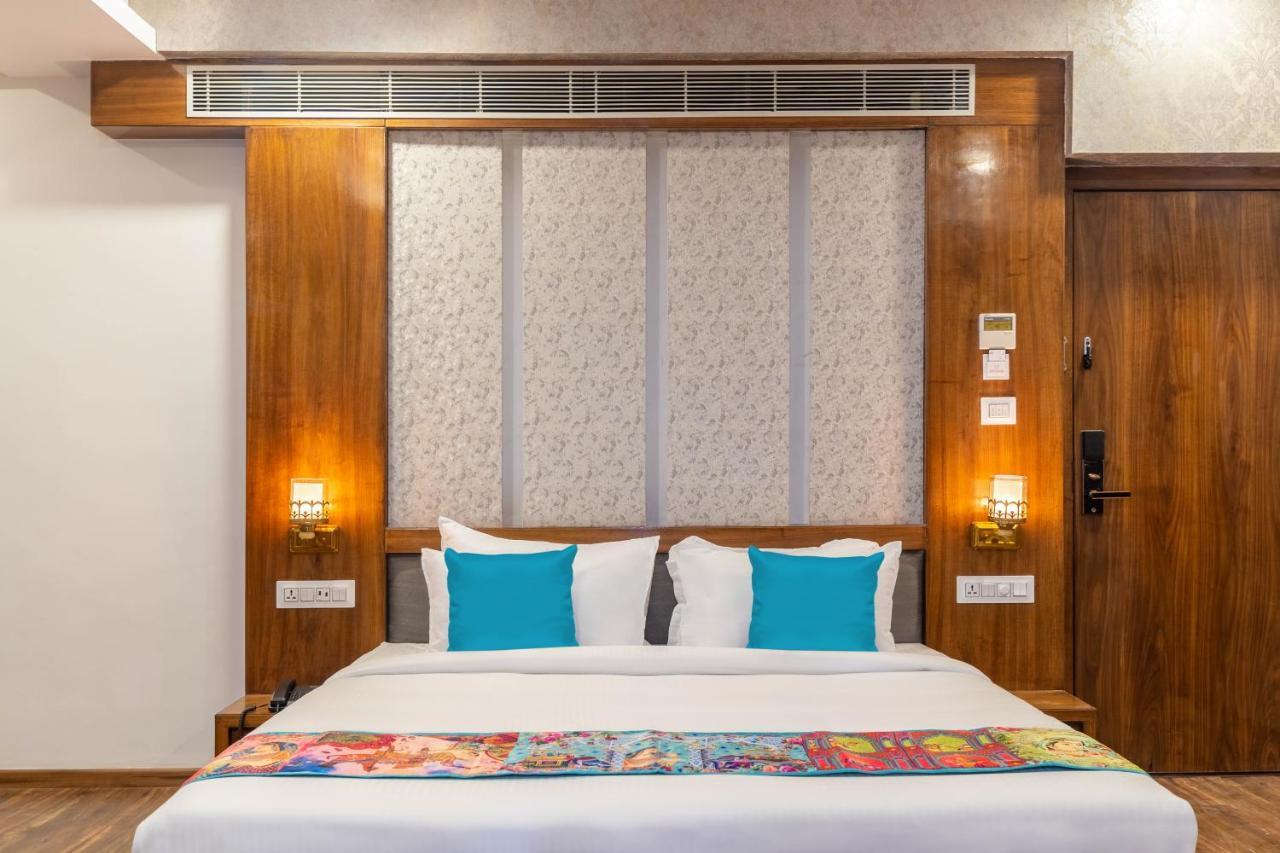 Hotel Pandora Grand, Udaipur- Nestled In Nature Wrapped In Luxury Екстериор снимка